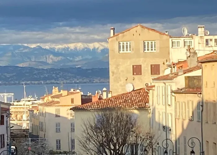 Sade - Central, Charming, For 6 Antibes